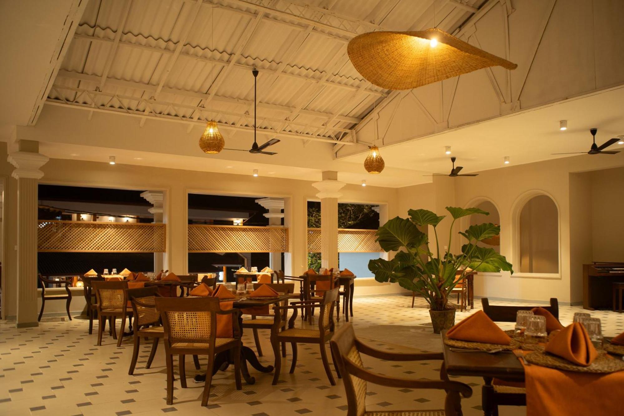 Neevana Hotel Hikkaduwa Εξωτερικό φωτογραφία