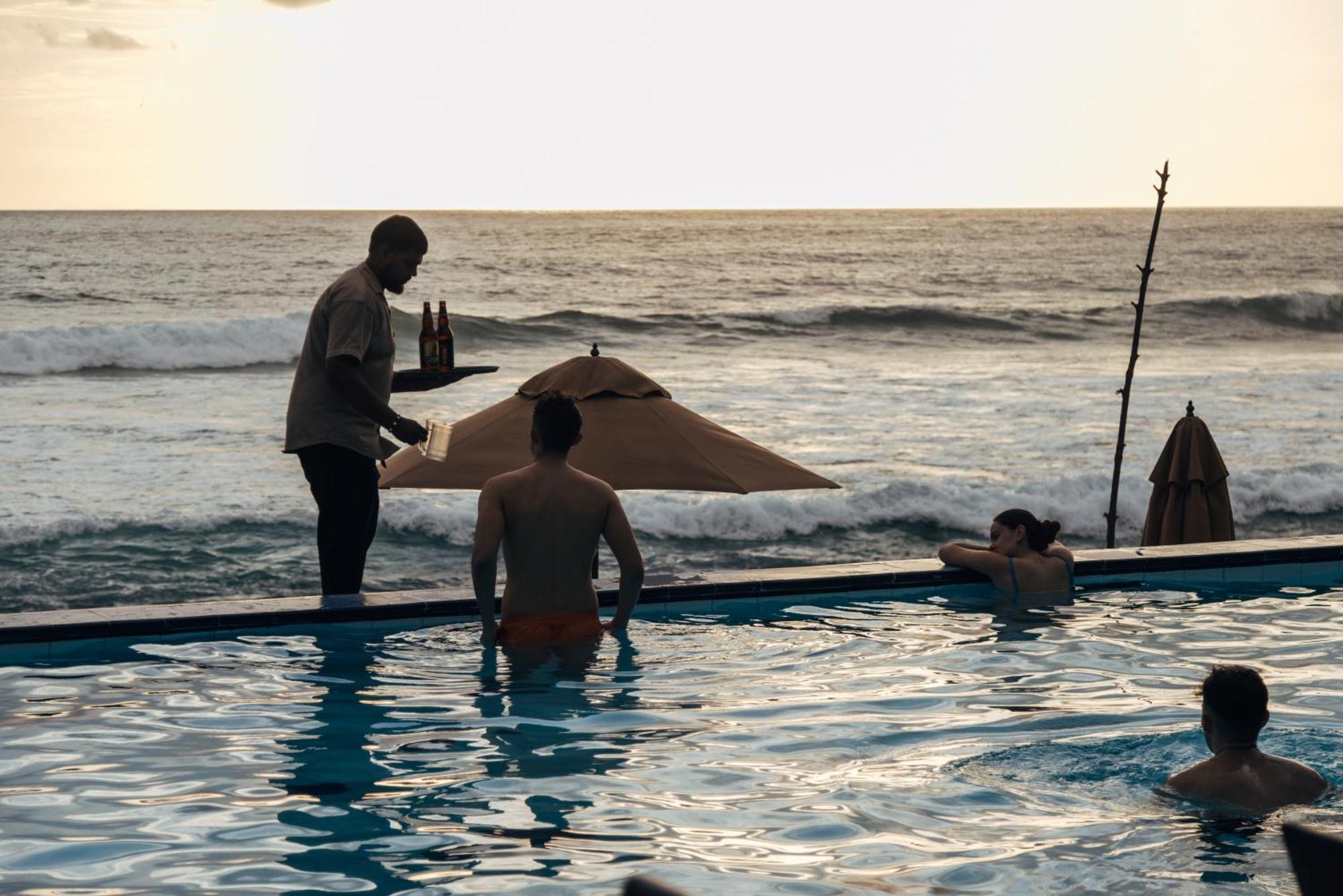 Neevana Hotel Hikkaduwa Εξωτερικό φωτογραφία